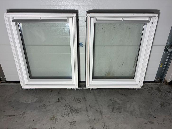 VELUX MK04 78x98 wit dakraam kantelraam zolderraam tuimel, Doe-het-zelf en Verbouw, Glas en Ramen, Zo goed als nieuw, Dakraam