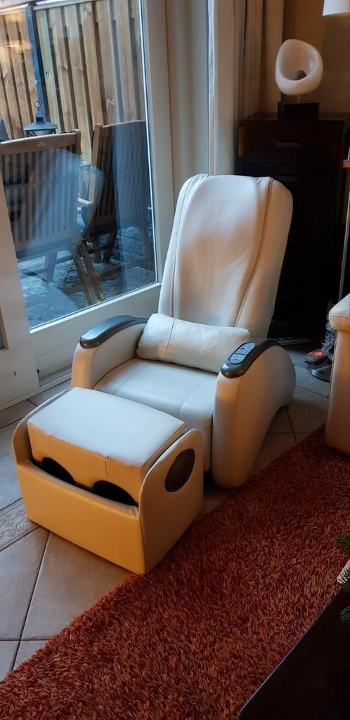 Design massage stoel, Huis en Inrichting, Fauteuils, Zo goed als nieuw, Ophalen