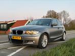 BMW 1-Serie 2.0 118I 5DR 2009 Grijs, Auto's, BMW, 1-Serie, 65 €/maand, Achterwielaandrijving, 1995 cc
