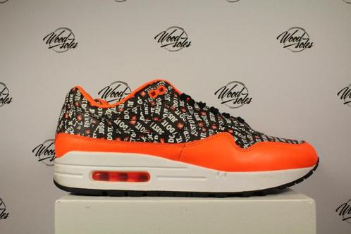 Nike Air Max 1 Just Do It Pack Orange - 43, Kleding | Heren, Schoenen, Gedragen, Overige kleuren, Ophalen of Verzenden