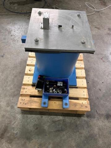 vakuum buffervat beschikbaar voor biedingen