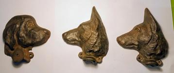 Gietijzeren hondekop voor aan de muur  beschikbaar voor biedingen