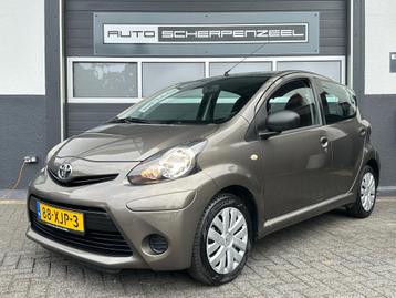 Toyota Aygo 1.0 VVT-i Comfort | AIRCO | ELEK PAKKET | NAP |  beschikbaar voor biedingen
