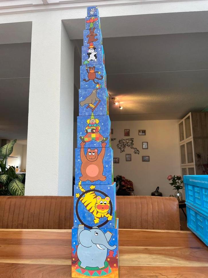 Djeco Toren 86 cm Hoog 5 Kanten Blokken Dieren Getallen Mooi, Kinderen en Baby's, Speelgoed | Educatief en Creatief, Zo goed als nieuw