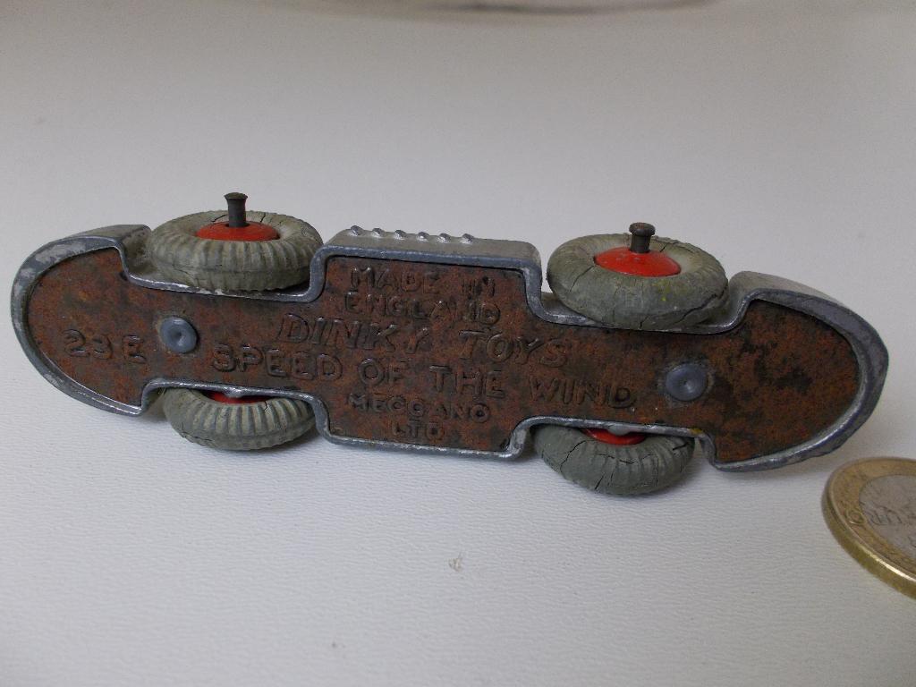 1946 Dinky Toys 23E SPEED OF THE WIND. Formule 1 RACER (-P-), Ophalen of Verzenden, Gebruikt, Auto, Dinky Toys