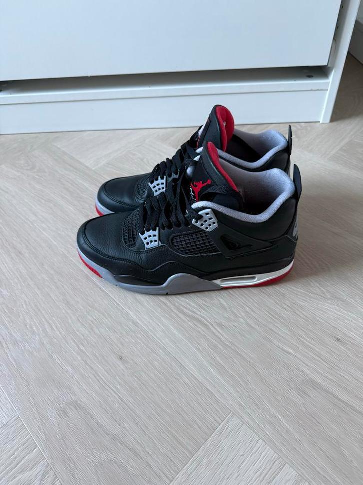 Jordan 4 Retro - Maat 43 (US 9.5), Kleding | Heren, Schoenen, Zo goed als nieuw, Sneakers of Gympen, Zwart, Ophalen of Verzenden
