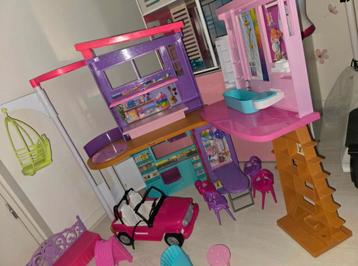 Barbiehuis Malibu + Veel Poppen & Accessoires! beschikbaar voor biedingen