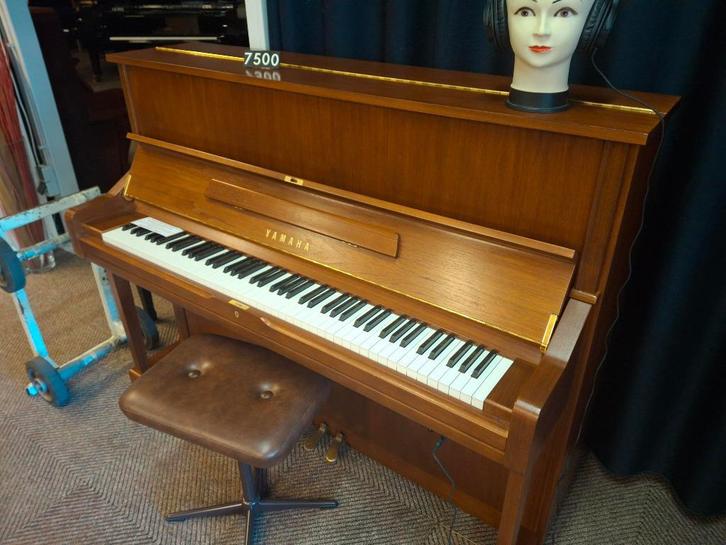 Occ. Yamaha silent piano, nieuwstaat. Snel in huis!, Muziek en Instrumenten, Piano's, Zo goed als nieuw, Piano, Bruin, Digitaal