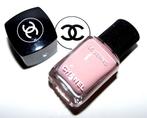 Chanel Le Vernis Nail Colour Nail Polish 588 Nuvola Rosa, Verzenden, Nieuw, Handen en Nagels