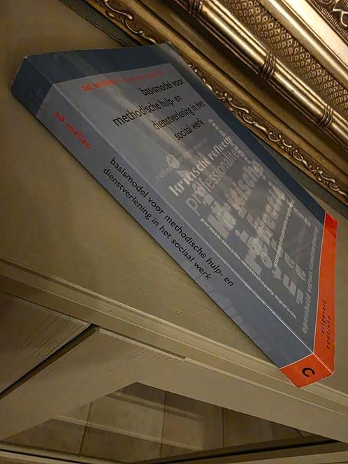 Basismodel voor methodische hulp en dienstverlening in het s, Boeken, Wetenschap, Zo goed als nieuw, Sociale wetenschap, Ophalen of Verzenden