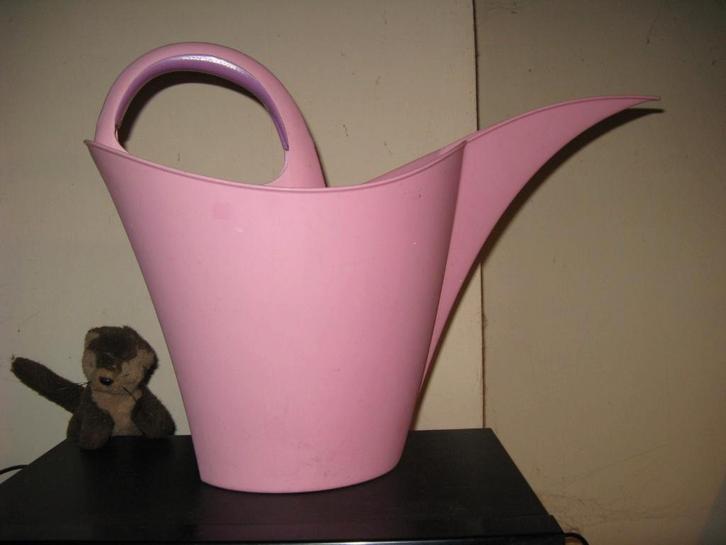Keira plantengieter roze, Tuin en Terras, Gieters, Gebruikt, Kunststof, Ophalen of Verzenden