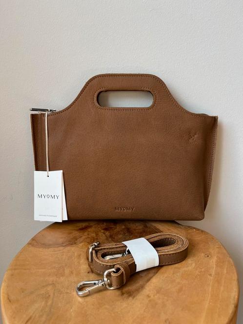 MYoMY Carry Handbag Mini Hunter Mid Brown (NIEUW), Sieraden, Tassen en Uiterlijk, Tassen | Damestassen, Nieuw, Handtas, Bruin