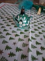 Oude kerstbal theepotje, Ophalen