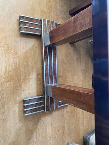 Art Deco tafel 1940 parijs fineer  blad en houten stel  beschikbaar voor biedingen