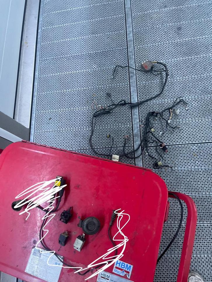 Piaggio Hexagon 125/180cc - Kabelboom, Spanningsregelaar etc, Fietsen en Brommers, Brommeronderdelen | Algemeen, Gebruikt, Overige typen