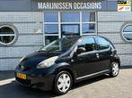 Toyota Aygo 1.0-12V Access |AIRCO, NAP|, Voorwielaandrijving, Stof, Gebruikt, Zwart