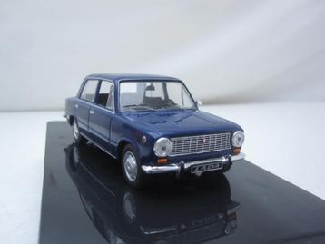 Lada 1200 / VAZ 2101 1970 1:43 IXO beschikbaar voor biedingen
