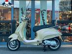 Vespa PRIMAVERA 50 4T Galaxy Gold 2696 km 7-2023 2e eig.