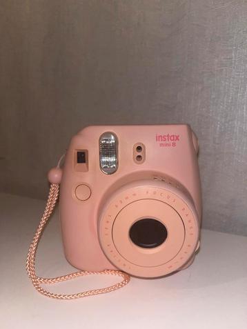 Instax Mini 8 + Hoesje - Zo Goed Als Nieuw! beschikbaar voor biedingen