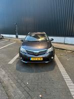 Toyota Avensis 1.8 Vvt-i Wagon 2014 Grijs, 15 km/l, 4 cilinders, Stationwagon, Handgeschakeld