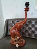 Olifanten lamp van hout, Huis en Inrichting, Lampen | Tafellampen, Ophalen of Verzenden, Zo goed als nieuw, Hout, Minder dan 50 cm