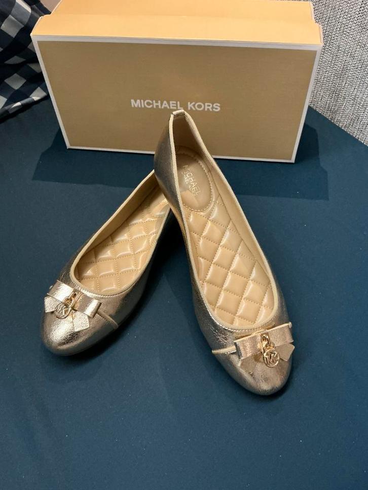 Merk :Michael Kors instappers maat 37.5 nieuw Niet gedragen, Kleding | Dames, Schoenen, Nieuw, Instappers, Overige kleuren, Ophalen of Verzenden
