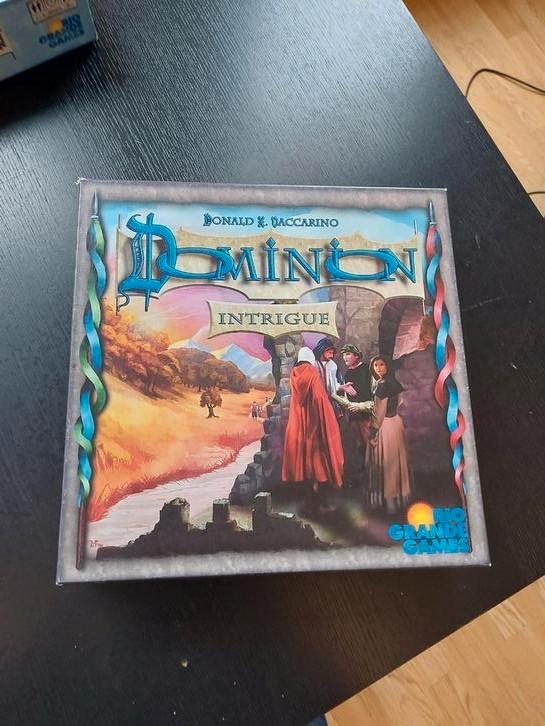 Dominion Intrigue - Kaartspel, Hobby en Vrije tijd, Gezelschapsspellen | Bordspellen, Nieuw, Verzenden