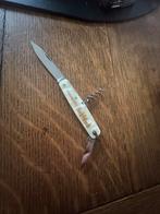 Kasteel "Chambord" France - Reclame zakmesje - parlemoer., Antiek en Kunst, Antiek | Gereedschap en Instrumenten, Ophalen of Verzenden