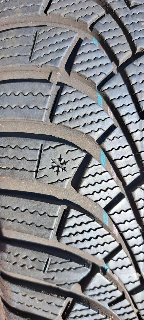 4x winterbanden ultragrip Goodyear 195/55R16. 87H, Auto-onderdelen, Banden en Velgen, Band(en), Winterbanden, 16 inch, 195 mm