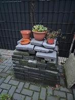 Gratis trommelstenen 20x30
Gratis klinkers, Ophalen, Gebruikt, 15 m² of meer, Dakpannen