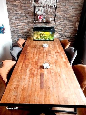 6 persoons eettafel  beschikbaar voor biedingen