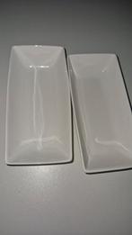 witte rechthoekige porseleinen kommen, Huis en Inrichting, Keuken | Servies, Ophalen of Verzenden, Porselein, Overige stijlen