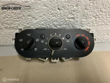 Kachelbedieningspaneel Renault Twingo II ('07-'14) beschikbaar voor biedingen