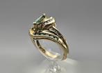 Gouden Vintage ring edelsteen smaragd en diamant. 2024/212., Groen, Goud, Met edelsteen, 17 tot 18