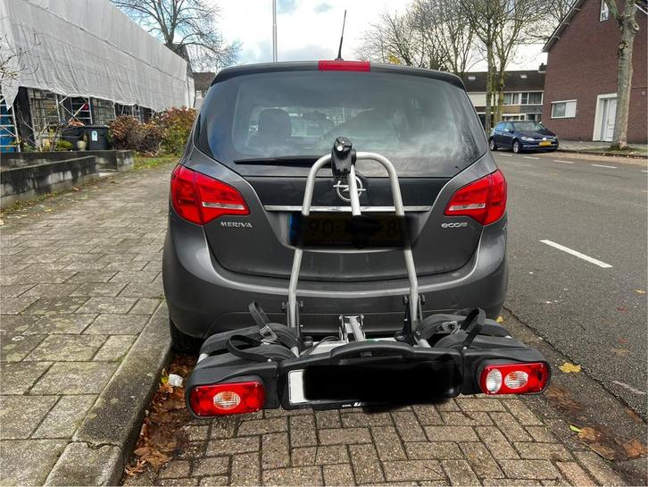 Uebler fietsendrager voor 2-fietsen, 90graden kantelbaar, Auto diversen, Fietsendragers, Zo goed als nieuw, Trekhaakdrager, Ophalen