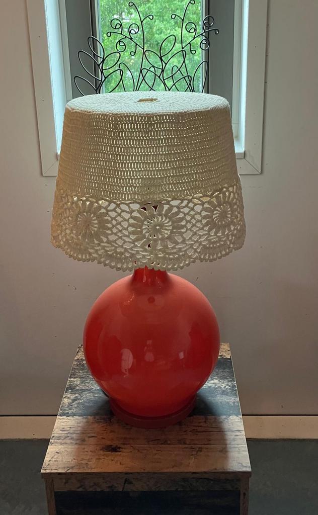 Lampenkap gehaakt crèmekleurig, Huis en Inrichting, Lampen | Lampenkappen, Zo goed als nieuw, 25 tot 50 cm, Rond, Crème, Ophalen of Verzenden