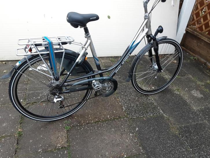 Dames fiets, Fietsen en Brommers, Fietsen | Dames | Damesfietsen, Zo goed als nieuw, Overige merken, Versnellingen, 53 tot 56 cm