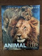 Animal life Charlotte Uhlenbroek, Boeken, Dieren en Huisdieren, Ophalen, Gelezen