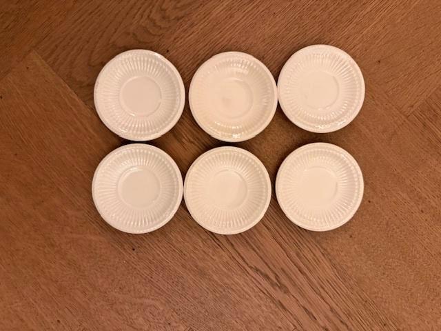 Wedgwood Edme mini schoteltjes, Huis en Inrichting, Keuken | Servies, Zo goed als nieuw, Kop(pen) en/of Schotel(s), Wedgwood, Aardewerk