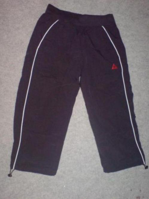 Capri Le Coq Sportif - maat M - nieuw, Kleding | Dames, Broeken en Pantalons, Nieuw, Driekwart, Ophalen of Verzenden