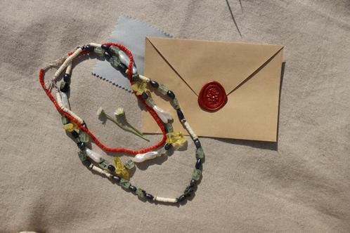 Ketting van Fijne Natuurlijke Koraal, Sieraden, Tassen en Uiterlijk, Kettingen, Zo goed als nieuw, Zilver, Rood, Ophalen of Verzenden