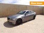 Bmw 3-SERIE 320 i COUPE - leder - 6 bak - exportprijs - zeer, Achterwielaandrijving, 4 cilinders, 4 stoelen, Navigatiesysteem