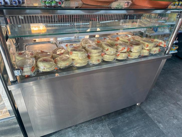 Warmhoudvitrine 230V - Horeca, Huis en Inrichting, Keuken | Keukenbenodigdheden, Gebruikt, Ophalen of Verzenden