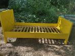 Geel bed, Ophalen, Gebruikt, 90 cm, 200 cm