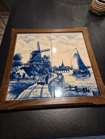 Delfts Blauw Tegeltableau met Molen en Zeilschip beschikbaar voor biedingen