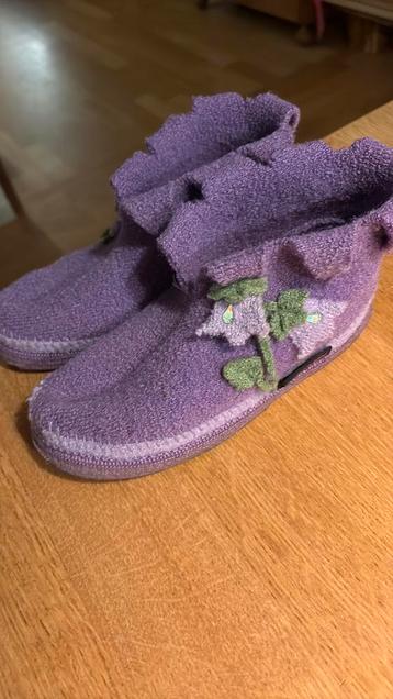 Giesswein pantoffels maat 32/34 beschikbaar voor biedingen