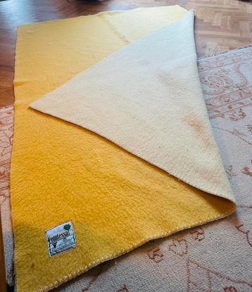 Vintage wollen deken Comtessal – geel – 200 x 140 cm beschikbaar voor biedingen