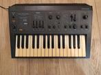 Synthesizer Technics SY-1010, Ophalen of Verzenden, Zo goed als nieuw, 61 toetsen