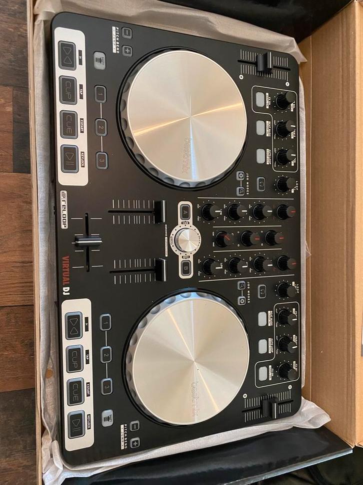 Reloop Beatmix 2 MK2 DJ Controller - Zo goed als nieuw!, Muziek en Instrumenten, Dj-sets en Draaitafels, Zo goed als nieuw, Dj-set