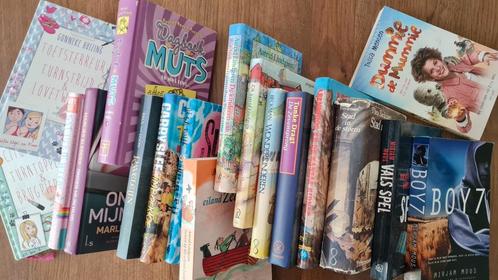 Tosca Menten - Dummie de mummie en de gouden scarabee, Boeken, Kinderboeken | Jeugd | onder 10 jaar, Zo goed als nieuw, Ophalen of Verzenden